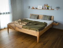 Bed Emily