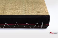 Tatami rice straw mat - surrounded by a cotton frame on the sides.