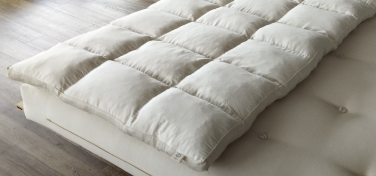 Topper XW (natural rubber & wool)