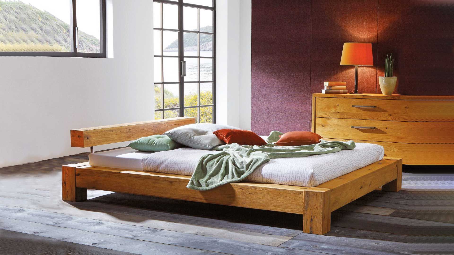 Bed Cobo; Natural wood bed Wild oak (Mattress, bedding and bed slats not included)|Natural wood bed Cobo made of solid Wild oak (Mattress, bedding and bed slats not included)