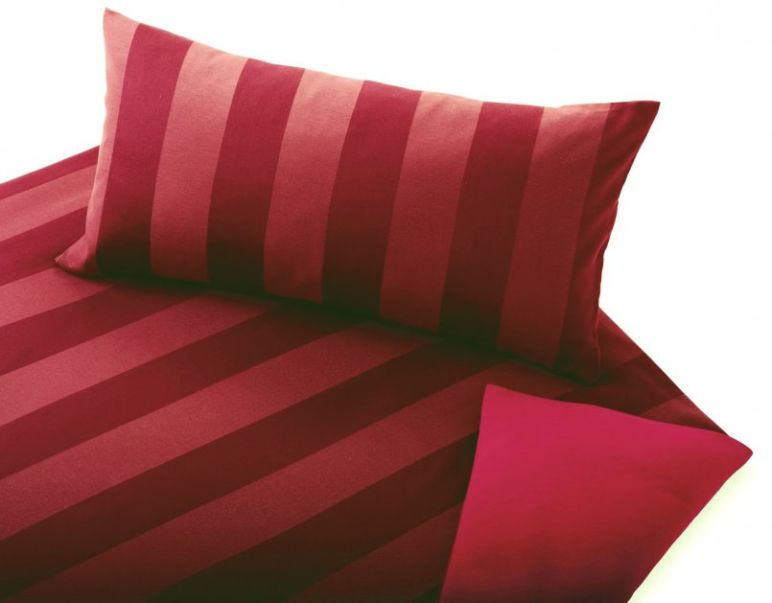 Reversible Bed Linen Beaver/Satin - raspberry/teak